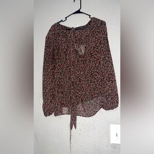 XL Floral Black and Red Women's Top